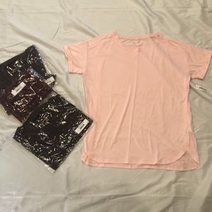 NWT Bundle of 4 Amazon Essentials Relaxed Fit Lightweight Crew Neck Tees size L